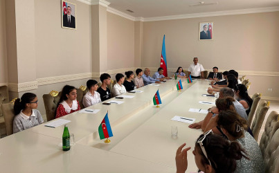 Cəlilabadda "Milli dəyərlərlə birləşən gənclik" mövzusunda dəyirmi masa keçirilib