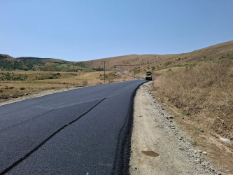 Cəlilabad Rayon İcra Hakimiyyətinin başçısı Rafiq Cəlilov Zəhmətabad–Soltankənd avtomobil yolunda aparılan əsaslı təmir işlərinin gedişi ilə yerində tanış olub