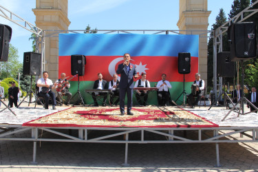 Ümummilli Lider Heydər Əliyevin anadan olmasının 103-cü ildönümünə həsr olunmuş konsert proqramı keçirilmişdir