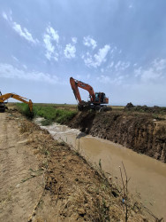 Cəlilabad rayonunda su ehtiyatlarından səmərəli istifadə və su itkisinin qarşısının alınması məqsədilə davamlı işlər aparılır