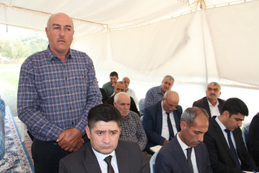 Rafiq Cəlilov növbəti səyyar qəbul-görüşünü Məşədi Hüseynli kənd sakinləri ilə keçirmişdir.