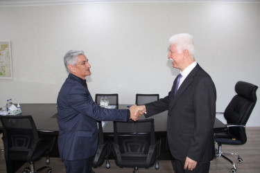 Rafiq Cəlilov tarixçi-araşdırmaçı müəllim Ələsgər Mirzəzadəni qəbul etmişdir