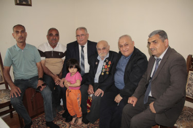 Böyük Vətən müharibəsi veteranı ziyarət edilib