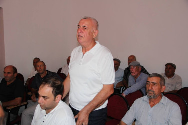 Komanlı kənd sakinləri ilə səyyar qəbul-görüş keçirilib