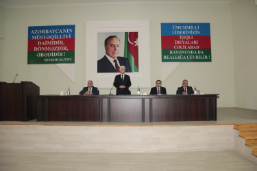 Cəlilabad, Biləsuvar və Neftçala rayonlarının  ərazisində dənli, texniki bitkilərin biçini ilə bağlı görülmüş işlər,  aparılan maarifləndirmə tədbirləri və qarşıda duran vəzifələr barədə  müşavirə keçirilmişdir