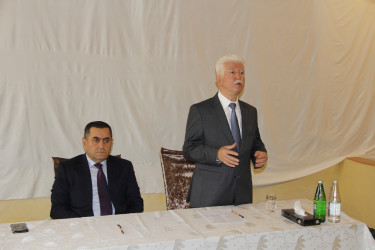 Seyidbazar kəndində vətəndaşlarla səyyar qəbul keçirilib