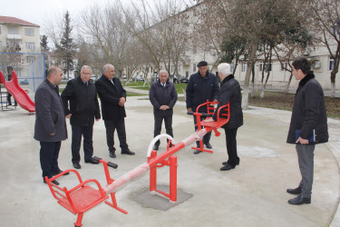 Cəlilabad Rayon İcra Hakimiyyətinin başçısı Rafiq Cəlilov Cəlilabad şəhərində aparılan abadlıq və yenidənqurma işləri ilə yerində tanış olub.