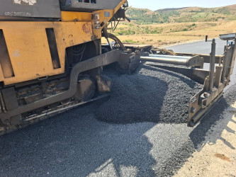 Cəlilabad Rayon İcra Hakimiyyətinin başçısı Rafiq Cəlilov Zəhmətabad–Soltankənd avtomobil yolunda aparılan əsaslı təmir işlərinin gedişi ilə yerində tanış olub