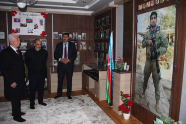 Rafiq Cəlilov şəhid ailəsini ziyarət edib və kənd yollarına baxış keçirib