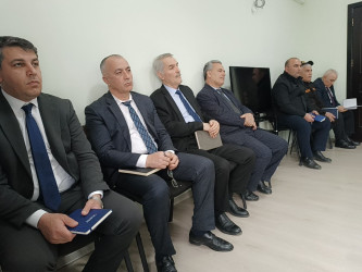“Yaşıl dünya naminə həmrəylik ili” elan edilməsi ilə bağlı təsdiq edilmiş Tədbirlər Planı çərçivəsində rayonda görülən işlər və qarşıya qoyulan mühüm vəzifələrlə bağlı dəyirmi masa keçirilib