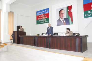 Mülki müdafiə sahəsində cari ildə görülmüş işlərin yekunları və 2026-cı ildə qarşıda duran vəzifələrin müəyyən edilməsi mövzusunda müşavirə keçirilmişdir