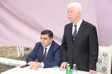 Çəmənli kəndində vətəndaşlarla səyyar qəbul keçirilib