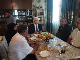 Vətən müharibəsində adını tarixə yazdıran şəhid Mahir Paşayevin ailəsi ziyarət olunub