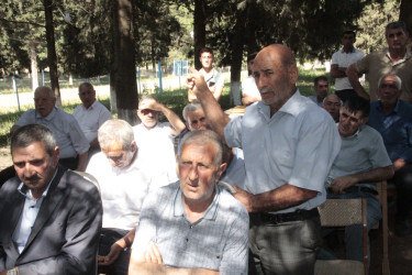 Rafiq Cəlilov növbəti səyyar qəbul-görüşünü Cəngan kənd sakinləri ilə keçirmişdir