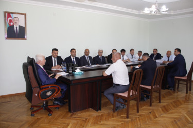 Cəlilabad Rayon İcra Hakimiyyətinin başçıs Rafiq Cəlilov vətəndaşları qəbul edib