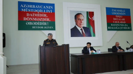 Rayon ərazisində dənli və texniki bitkilərin, meşələrin yanğın təhlükəsizliyi, məktəblərdə yanğın təhlükəsizliyi ilə bağlı görülmüş işlər, aparılan maarifləndirmə tədbirləri və qarşıda duran vəzifələr barədə müşavirə