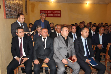 Seyidbazar kəndində vətəndaşlarla səyyar qəbul keçirilib