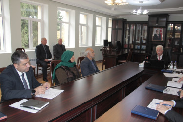 Cəlilabad Rayon İcra Hakimiyyətinin başçısı Rafiq Cəlilov vətəndaşları qəbul edib