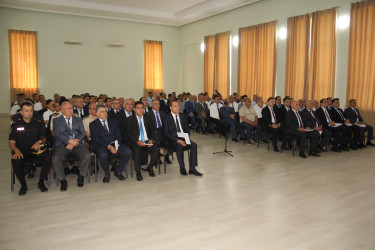 Cəlilabad, Biləsuvar və Neftçala rayonlarının  ərazisində dənli, texniki bitkilərin biçini ilə bağlı görülmüş işlər,  aparılan maarifləndirmə tədbirləri və qarşıda duran vəzifələr barədə  müşavirə keçirilmişdir