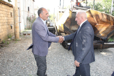 Cəlilabad şəhərində şəhid Camal Əliyev adına küçədə və şəhid Rəfail İşiyevin ailə üzvlərinin yaşadığı Kərim Kərimov adına küçədə asfaltlanma işləri aparılıb