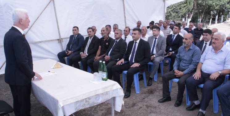 Çünzəli kənd sakinləri ilə səyyar qəbul-görüş keçirilib