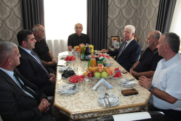 Şəhid Rəşid Qafarovun ailəsi ziyarət olunub