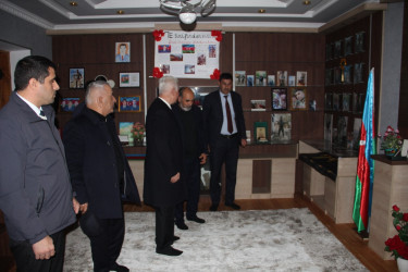 Rafiq Cəlilov şəhid ailəsini ziyarət edib və kənd yollarına baxış keçirib