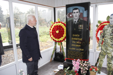 Rafiq Cəlilov Kazımabad kəndində şəhid məzarlarını və şəhid ailələrini ziyarət edib